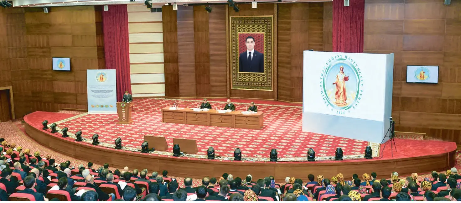 BITARAP TÜRKMENISTANYŇ PARAHATÇYLYK DÖREDIJI SYÝASATY WE DIPLOMATIÝASY