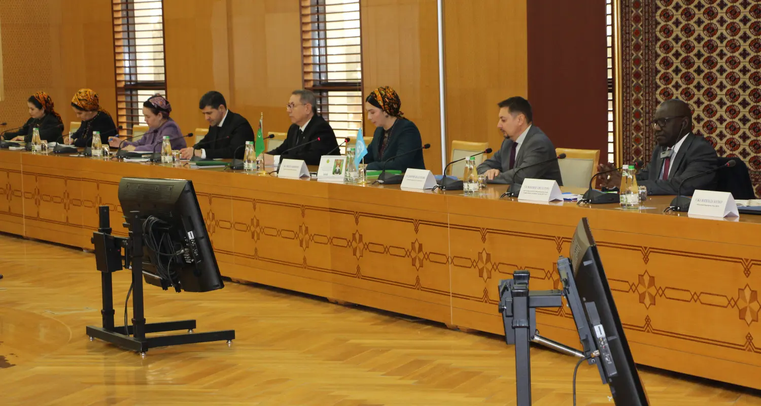 Aşgabat şäherinde Türkmenistan bilen BMG-niň adam hukuklary we ynsanperwer hukugy babatynda hyzmatdaşlygy boýunça brifing geçirildi