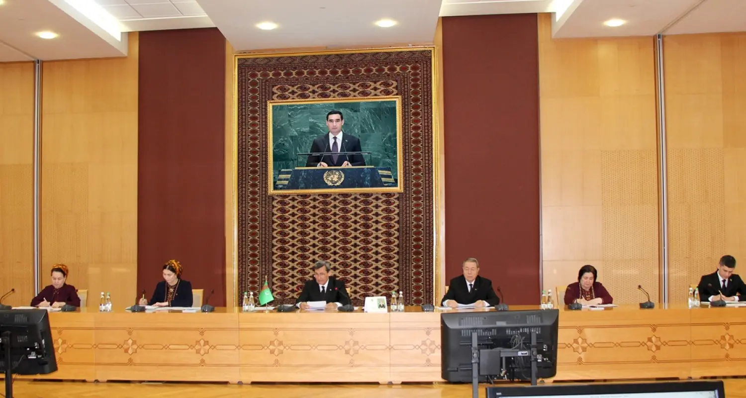 TÜRKMENISTANYŇ ADAM HUKUKLARY BABATDA HALKARA BORÇNAMALARYNYŇ WE HALKARA YNSANPERWER HUKUGYNYŇ ÝERINE ÝETIRILMEGINI ÜPJÜN ETMEK BOÝUNÇA PUDAGARA TOPARYŇ MEJLISI